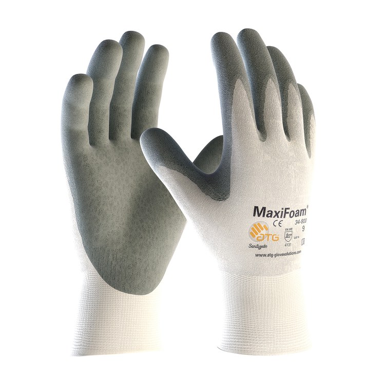  Gloves